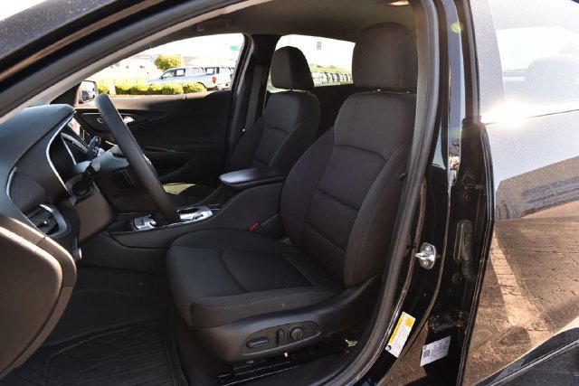 Used 2024 Chevrolet Malibu RS w/ LPO, Floor Liner Package FWD image 19