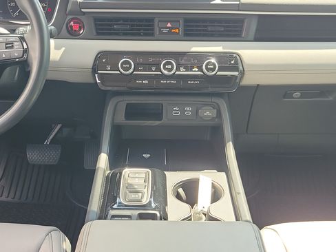 Used 2024 Honda Pilot EX-L image 21