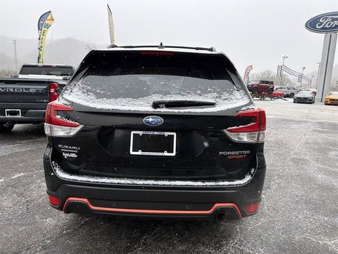 Used 2023 Subaru Forester Sport image 5