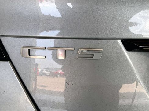 Used 2023 Cadillac CT5 V w/ Premium Package RWD image 9