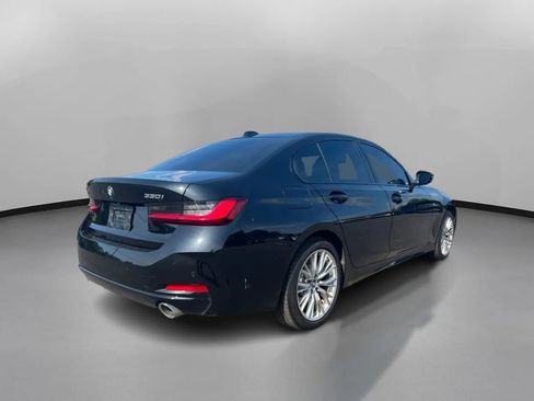 Used 2023 BMW 330i xDrive Sedan w/ Premium Package AWD/4WD image 9