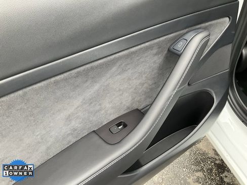 Used 2021 Tesla Model 3 Standard Range Plus image 30