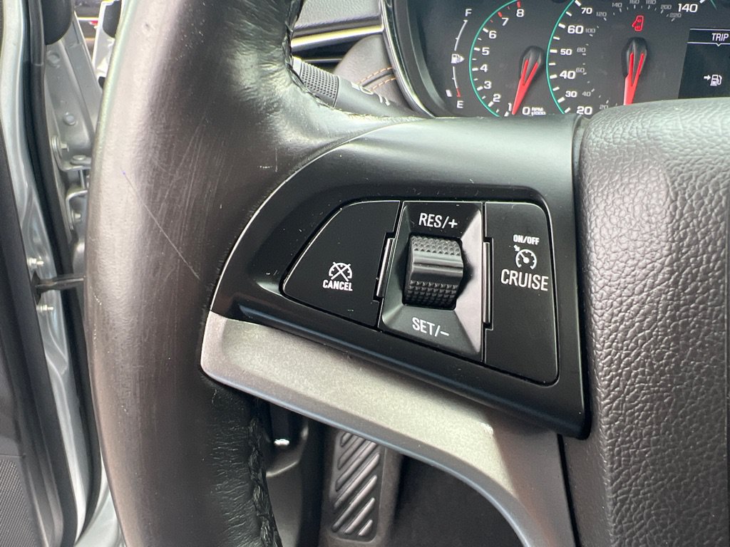Used 2018 Chevrolet Trax LT w/ LT Convenience Package AWD/4WD image 38