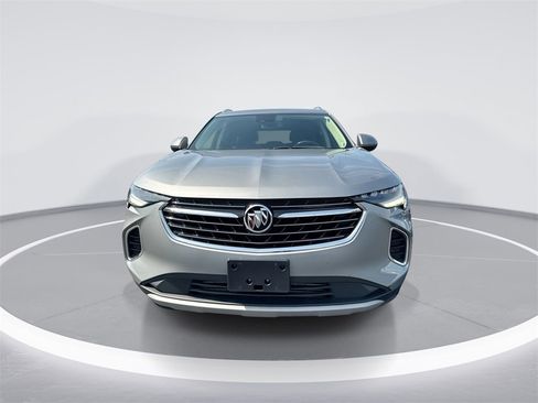 Used 2023 Buick Envision Essence image 3