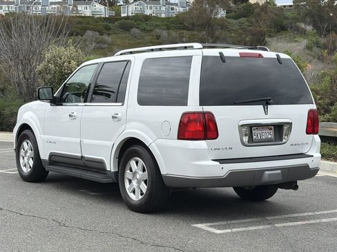 Used 2004 Lincoln Navigator Luxury image 5