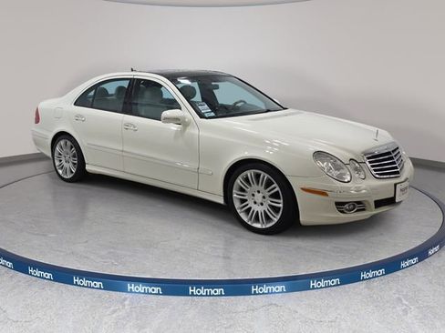 Used 2008 Mercedes-Benz E 350 Sedan image 4