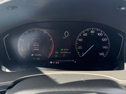 Used 2025 Honda Civic Sport image 25