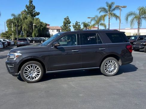 Used 2024 Ford Expedition Limited AWD/4WD image 8