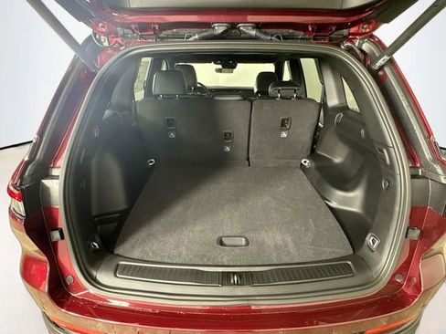 New 2025 Jeep Grand Cherokee Limited w/ Black Appearance Package image 29