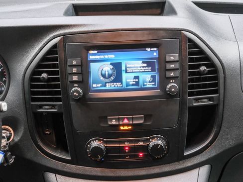 Used 2022 Mercedes-Benz Metris image 14