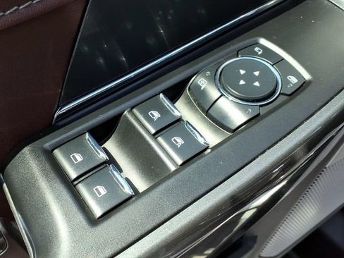 Used 2023 Ford F150 Lariat w/ Equipment Group 502A High AWD/4WD image 23
