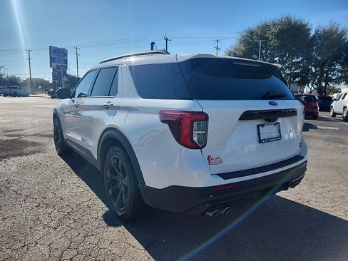 Used 2023 Ford Explorer ST w/ Equipment Group 401A image 5