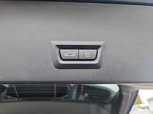 Used 2025 BMW X3 xDrive30i w/ Convenience Package image 36