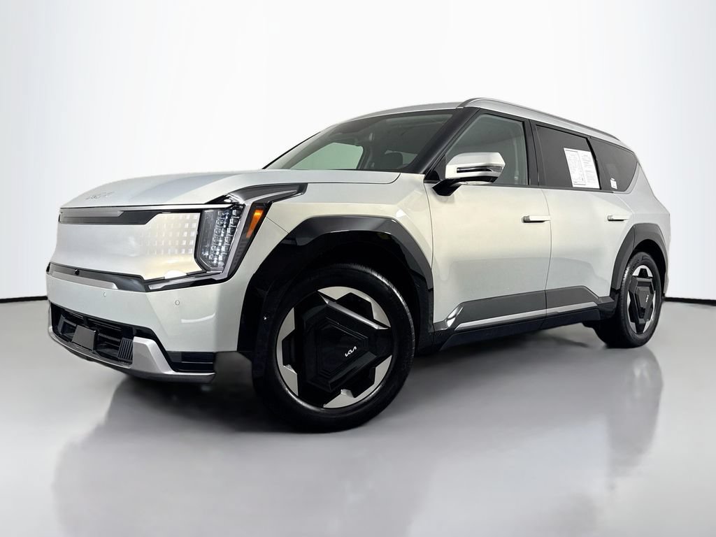 Used 2024 Kia EV9 Land AWD/4WD image 1