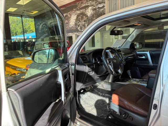 Used 2018 Toyota 4Runner 2WD image 15