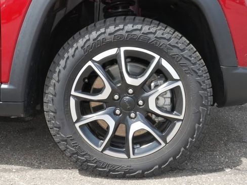 Used 2024 Jeep Compass Trailhawk w/ Trailhawk Elite Group AWD/4WD image 11