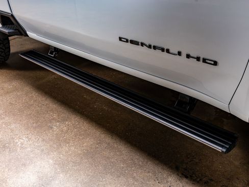 Used 2026 GMC Sierra 2500 Denali Ultimate AWD/4WD image 12