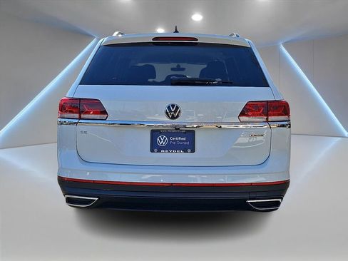 Certified 2022 Volkswagen Atlas SE image 6