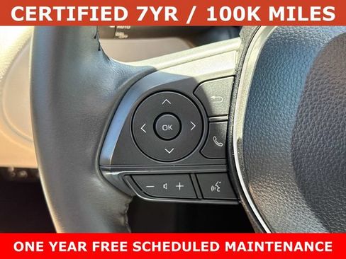 Used 2025 Toyota Corolla Cross LE FWD image 24