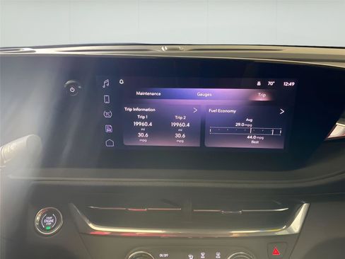 Used 2024 Buick Envista Preferred w/ Convenience I Package FWD image 23