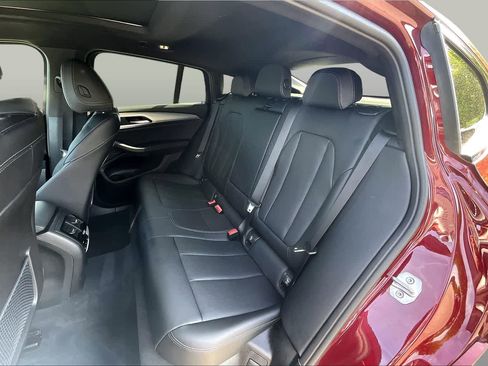 Used 2025 BMW X4 xDrive30i AWD/4WD image 21