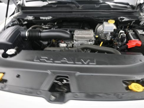 Used 2023 RAM 1500 Laramie AWD/4WD image 37