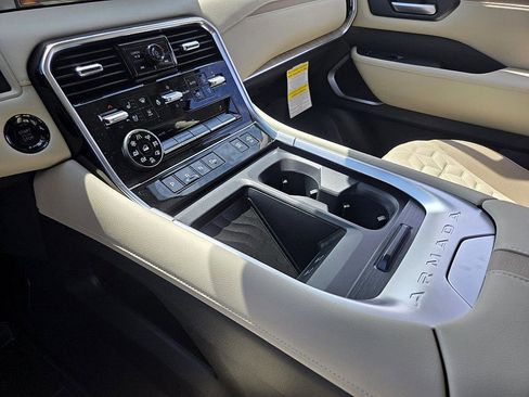 New 2025 Nissan Armada Platinum Reserve image 24