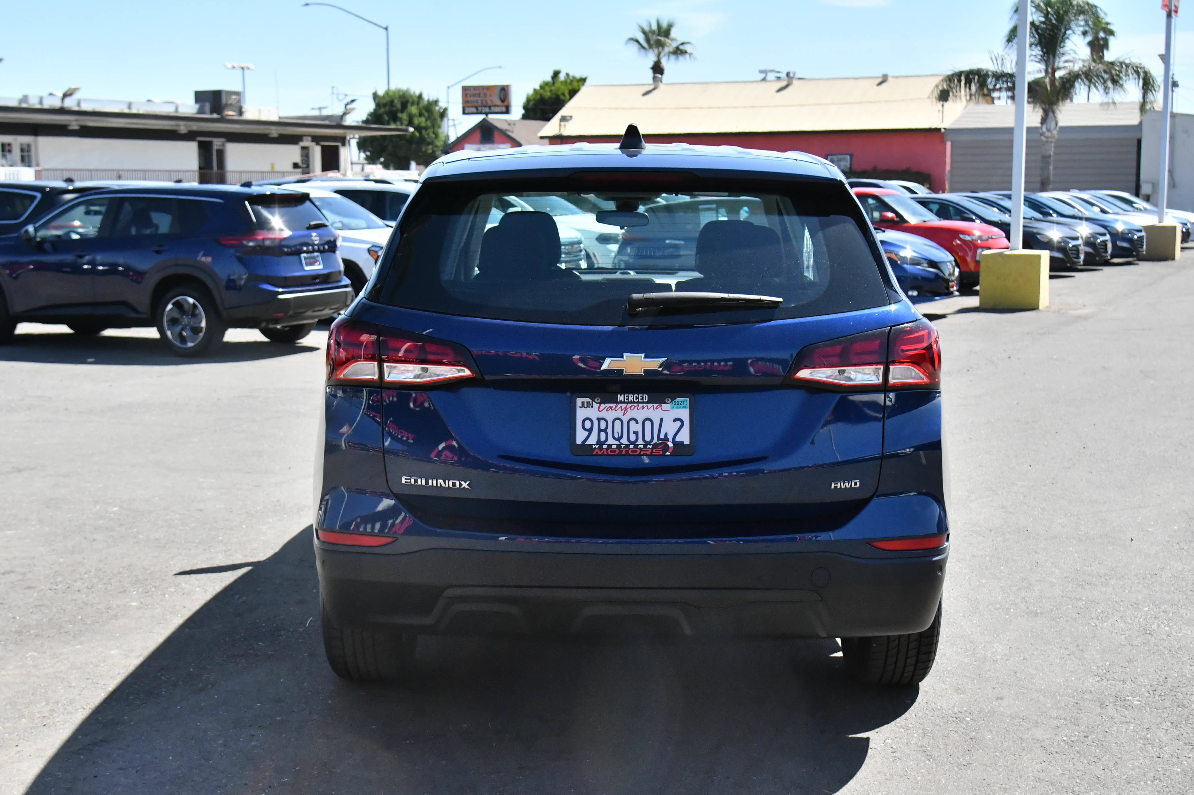Used 2022 Chevrolet Equinox LS AWD/4WD image 7