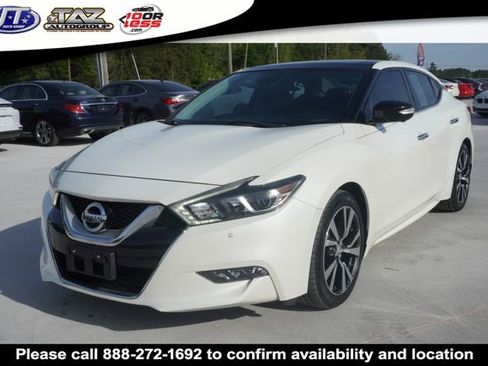 Used 2017 Nissan Maxima Platinum FWD image 3