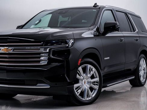 Used 2023 Chevrolet Tahoe High Country w/ Advanced Technology Package image 2