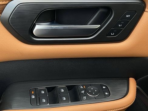 New 2026 Nissan Armada Platinum Reserve image 11