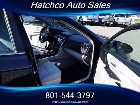 Used 2017 Toyota Camry LE w/ Protection Package (Q2) FWD image 14
