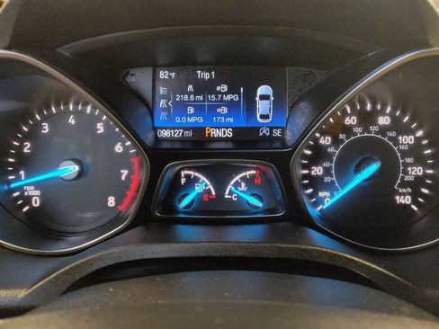 Used 2018 Ford Escape SE w/ SE Sport Appearance Package FWD image 23