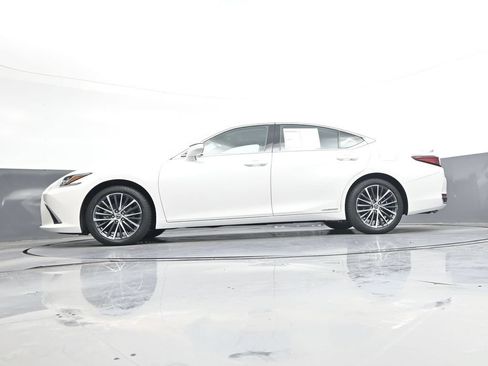 Used 2022 Lexus ES 300h w/ Premium Package FWD image 41
