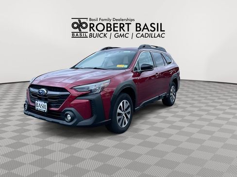 Used 2023 Subaru Outback Premium AWD/4WD image 4