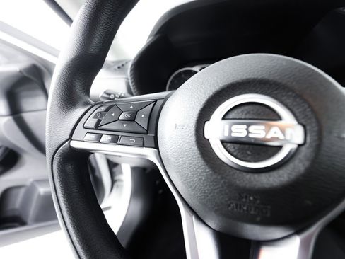 Used 2024 Nissan Sentra SV FWD image 30