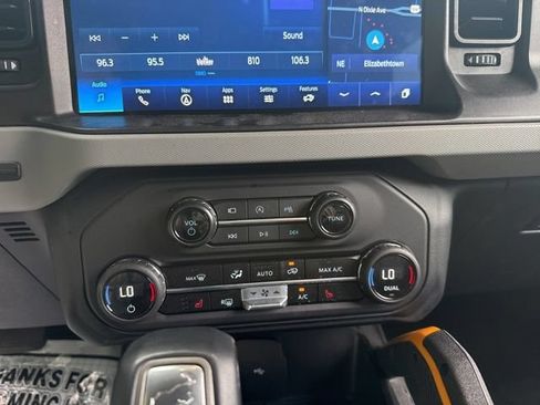 Used 2023 Ford Bronco Badlands AWD/4WD image 21