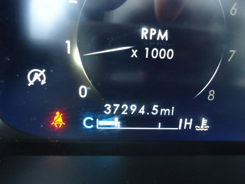 Used 2021 Lincoln Nautilus Reserve w/ Class II Trailer Tow Package image 24