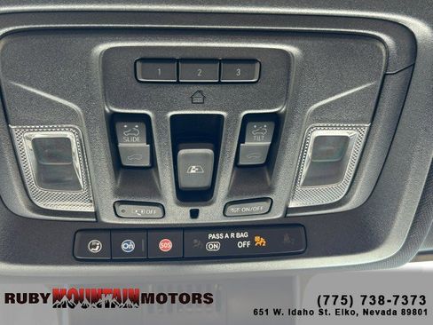 Used 2024 GMC Sierra 1500 AT4 w/ Technology Package image 19