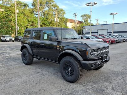 New 2026 Ford Bronco Badlands w/ Sasquatch Package