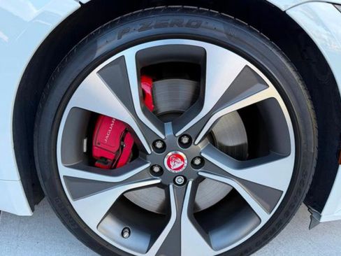 Used 2024 Jaguar F-TYPE R-Dynamic image 5