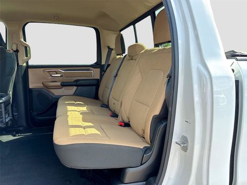 Used 2021 RAM 1500 Big Horn AWD/4WD image 23