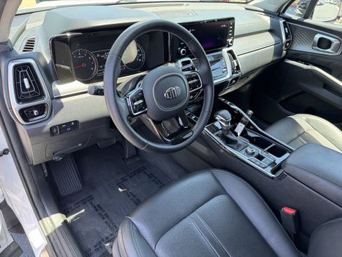 Used 2021 Kia Sorento SX AWD/4WD image 14