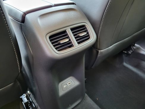 Used 2023 Buick Envision Essence AWD/4WD image 30