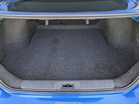 Used 2022 Nissan Sentra SR w/ Electronics Package image 19