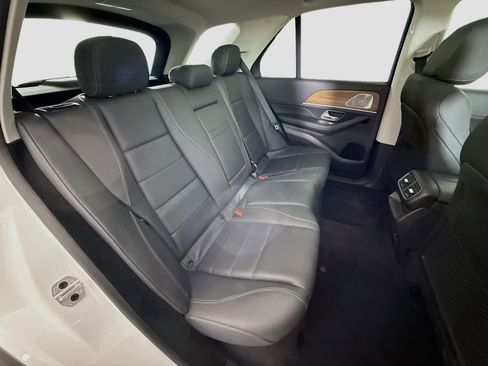 Used 2024 Mercedes-Benz GLE 350 4MATIC w/ Winter Package image 28