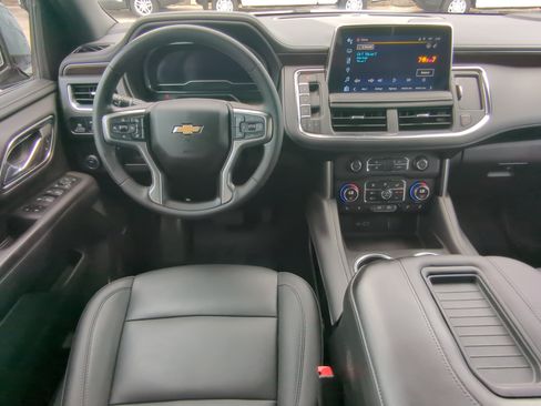 Used 2024 Chevrolet Tahoe LT w/ LT Signature Plus Package RWD image 14