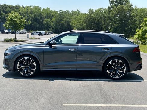 Used 2023 Audi RS Q8 AWD/4WD image 2