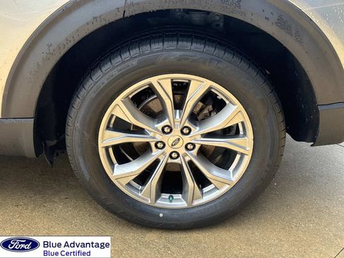 Used 2021 Ford Explorer Limited w/ Equipment Group 301A AWD/4WD image 7