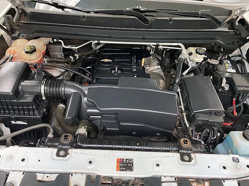 Used 2016 Chevrolet Colorado W/T image 14